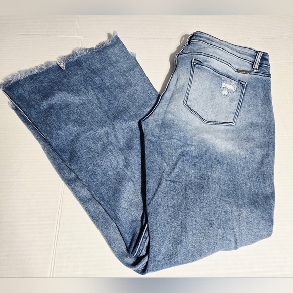 Kancan Distressed Flare Jeans Raw Hem Bell Bottom Light Wash Size 33 - Picture 2 of 16